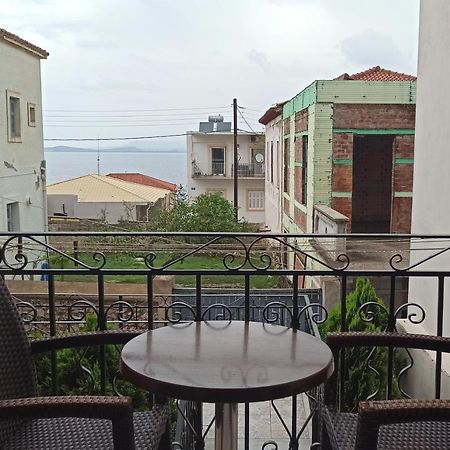 Aparthotel To Kastro à Pylos Extérieur photo