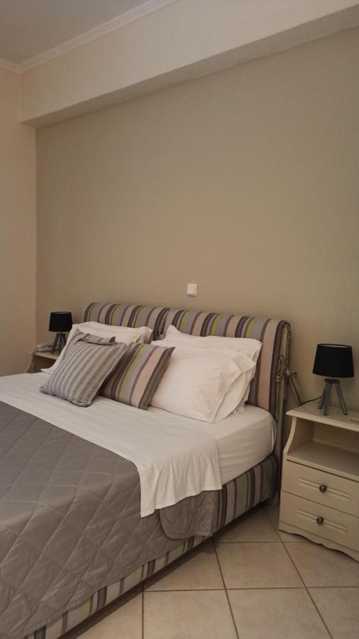 Aparthotel To Kastro à Pylos Extérieur photo