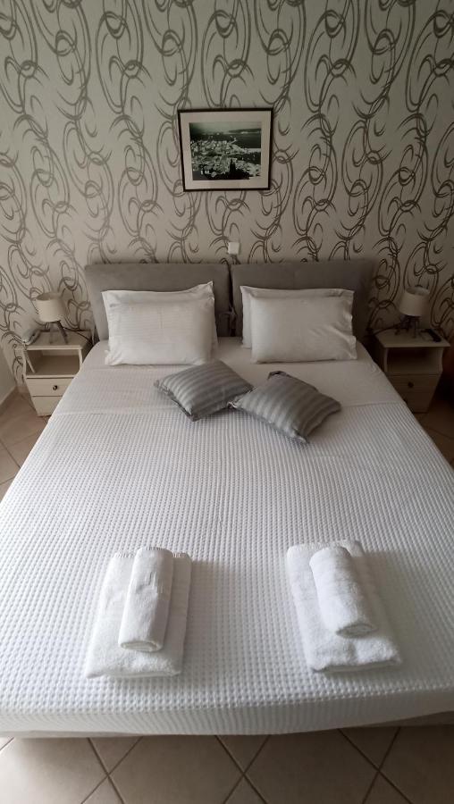 Aparthotel To Kastro à Pylos Extérieur photo