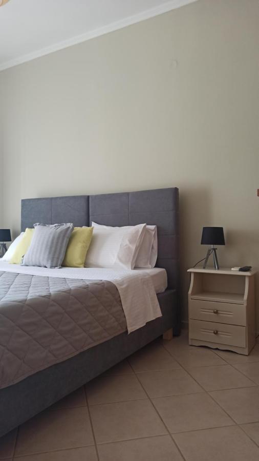 Aparthotel To Kastro à Pylos Extérieur photo