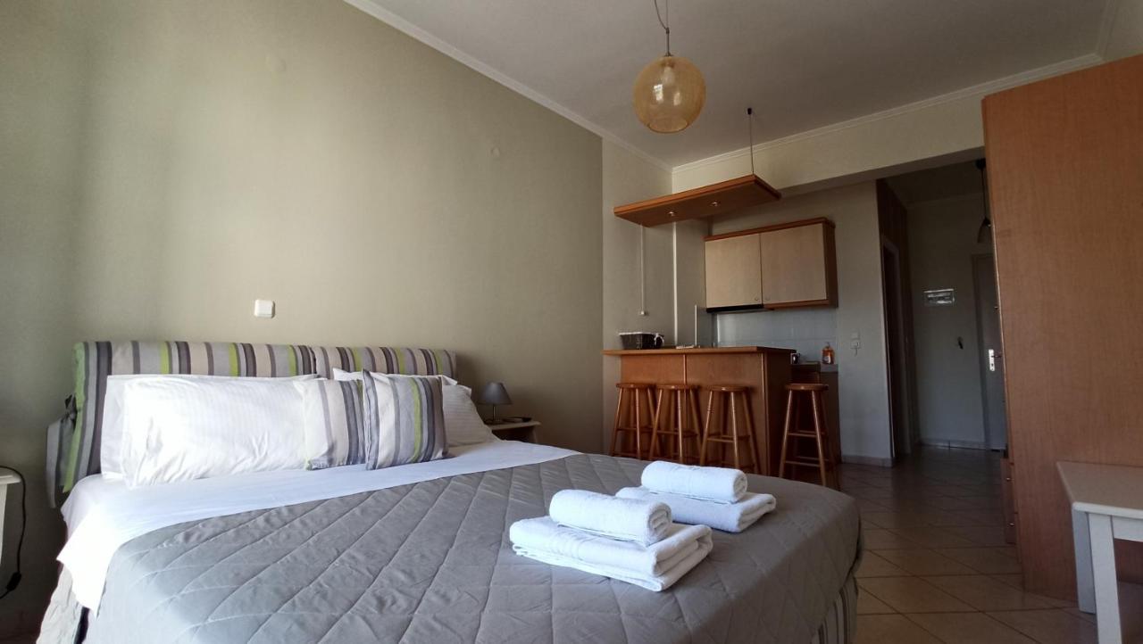 Aparthotel To Kastro à Pylos Extérieur photo