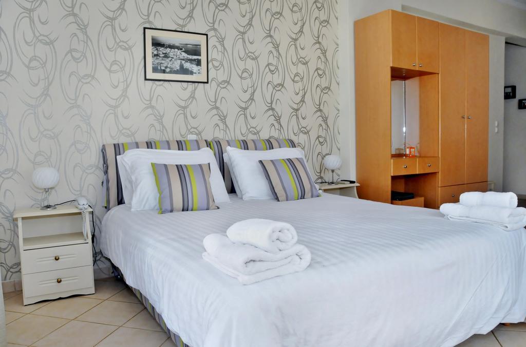 Aparthotel To Kastro à Pylos Chambre photo