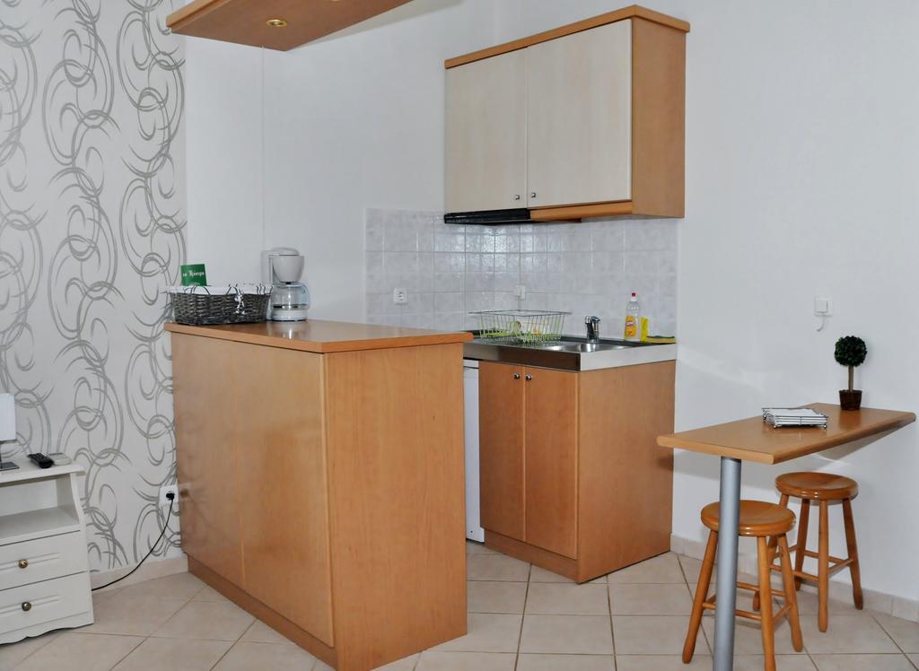 Aparthotel To Kastro à Pylos Extérieur photo
